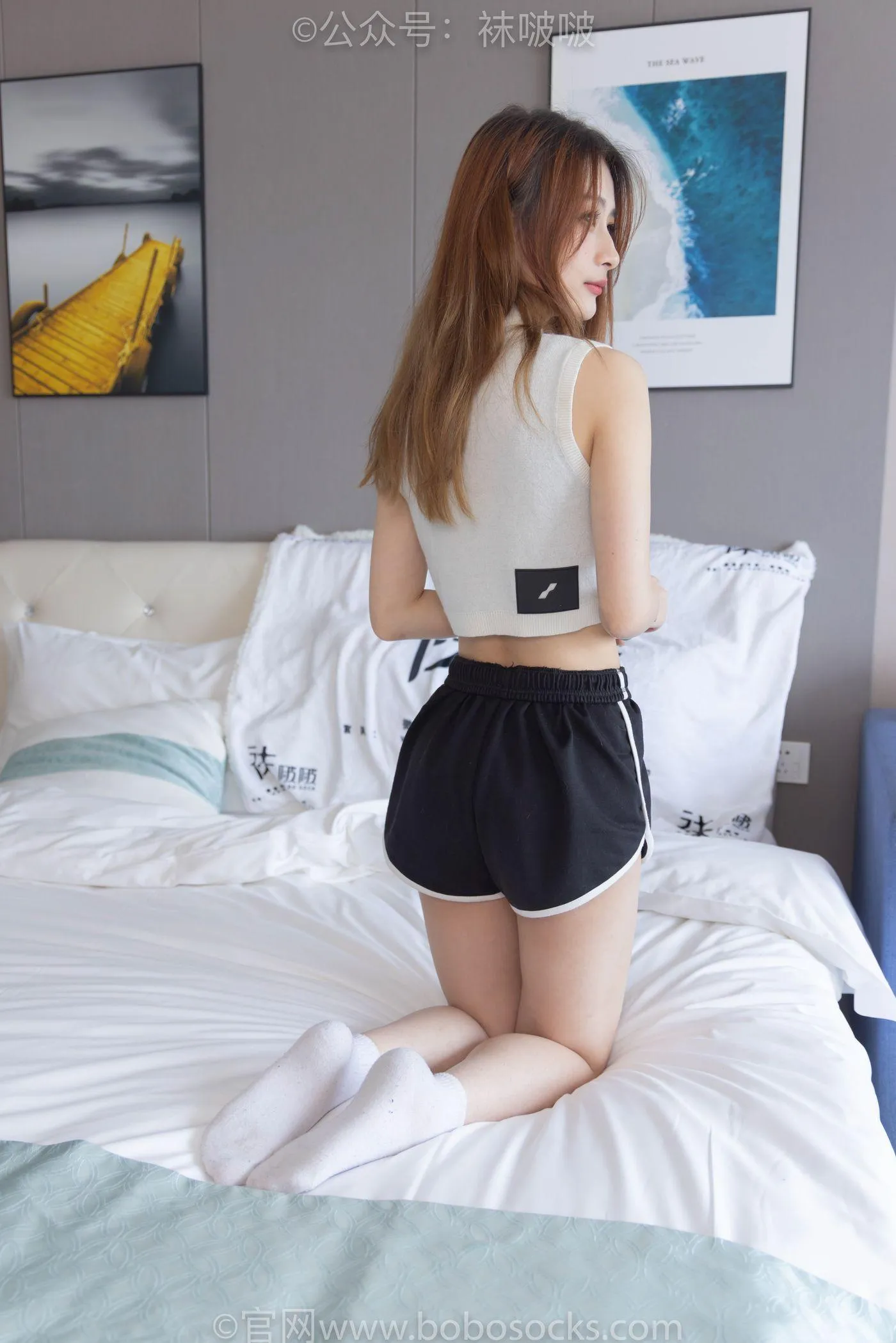 [BoBoSocks袜啵啵]NO.084 苏苏-运动鞋、日常所穿白棉袜、裸足 [140P]插图3